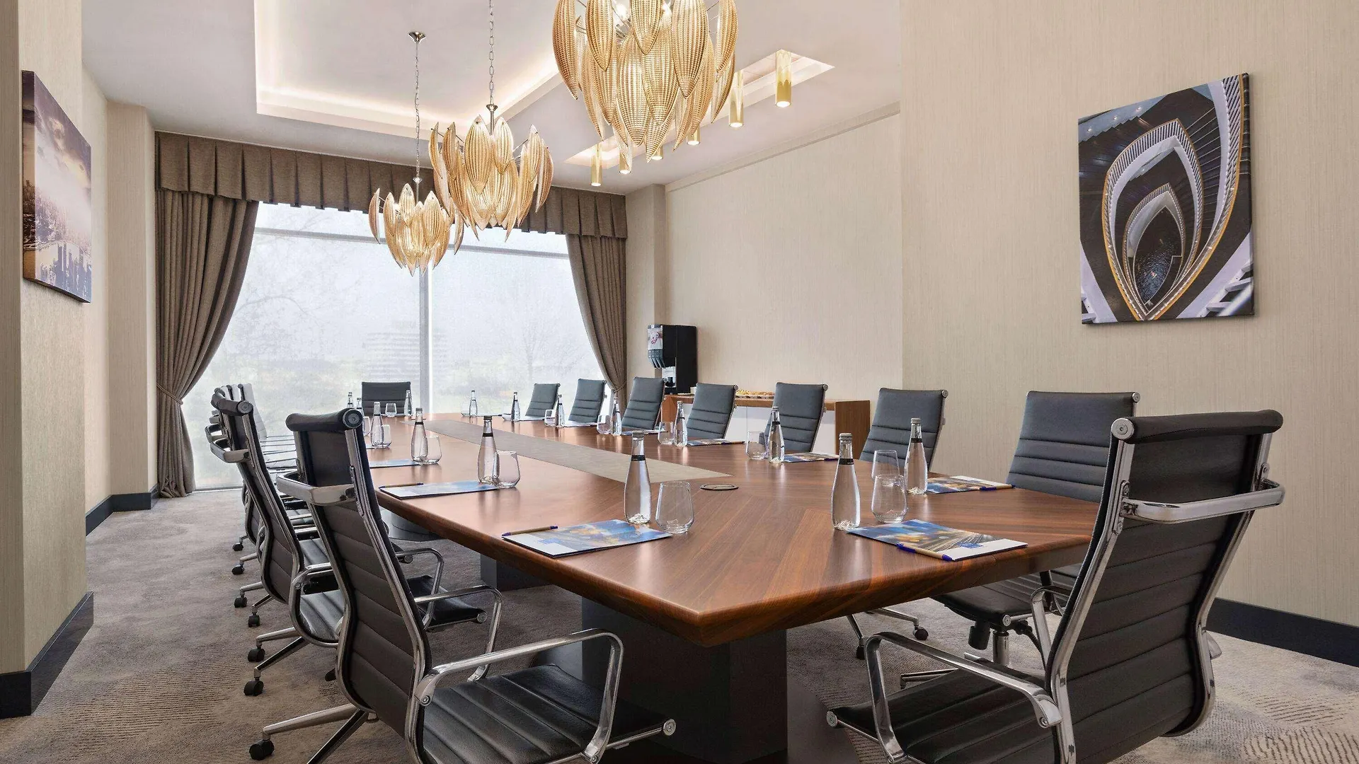 **** Отель Tryp By Wyndham Istanbul Topkapi Турция
