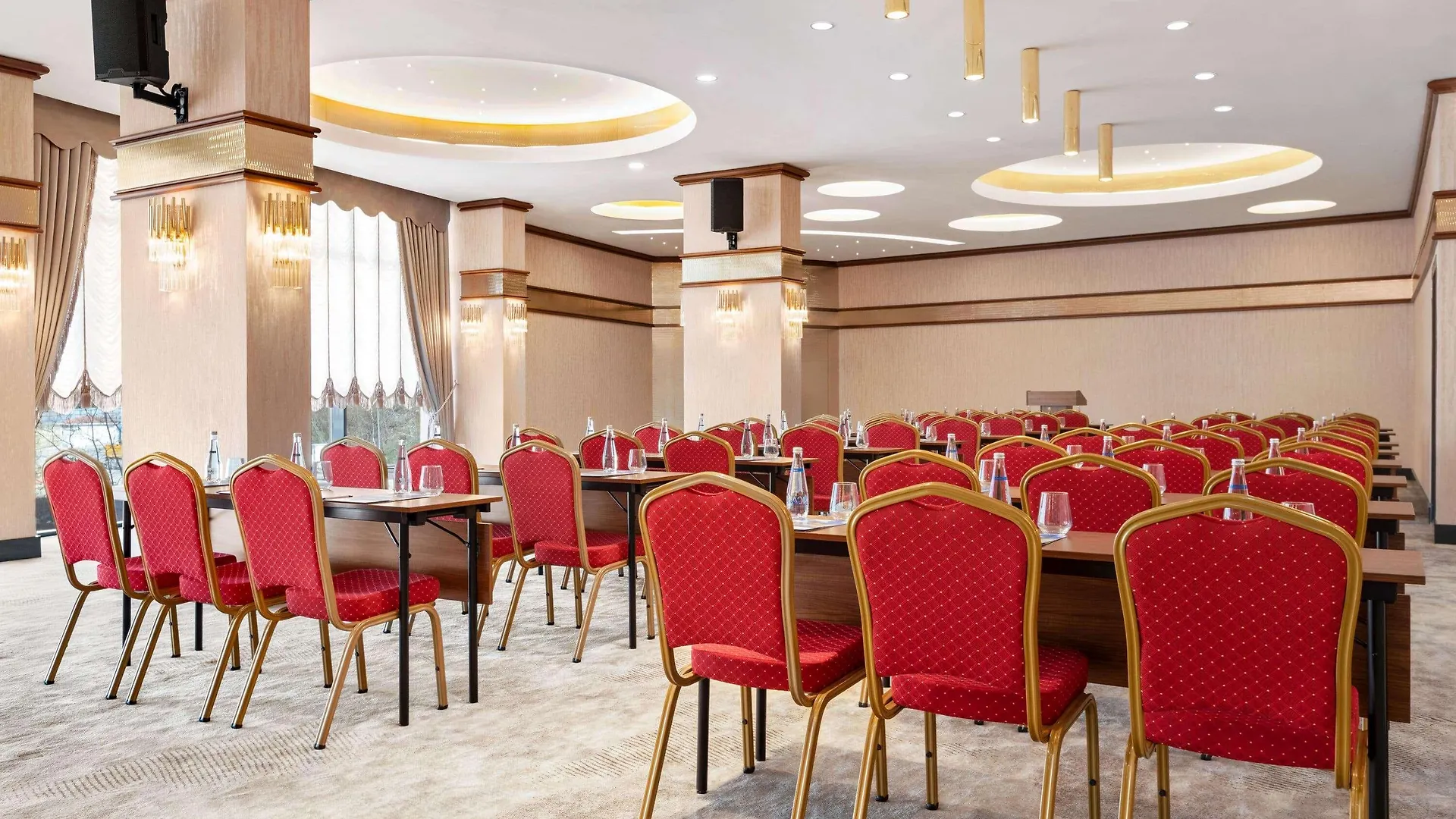 Tryp By Wyndham Istanbul Topkapi Отель