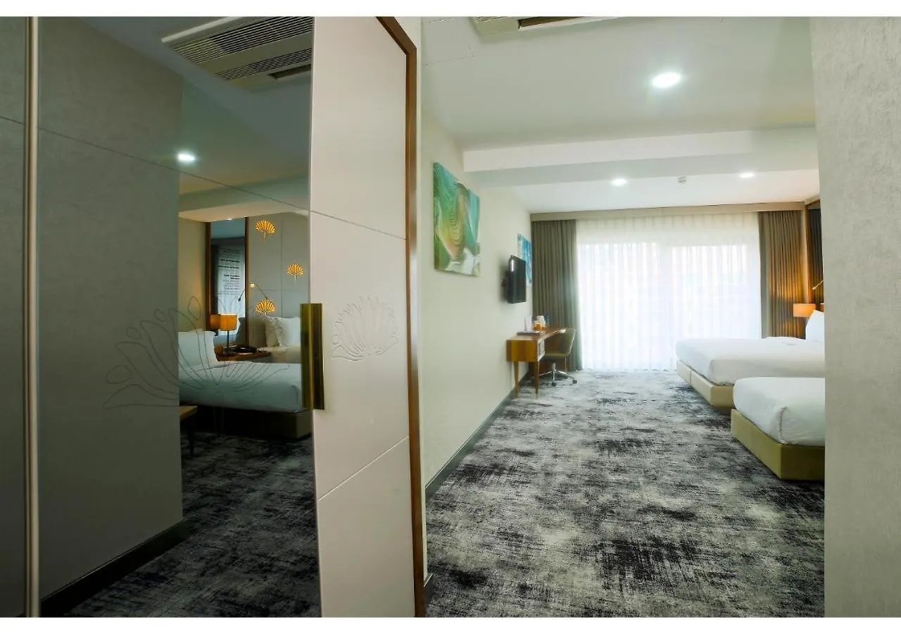 Tryp By Wyndham Istanbul Topkapi 4*,